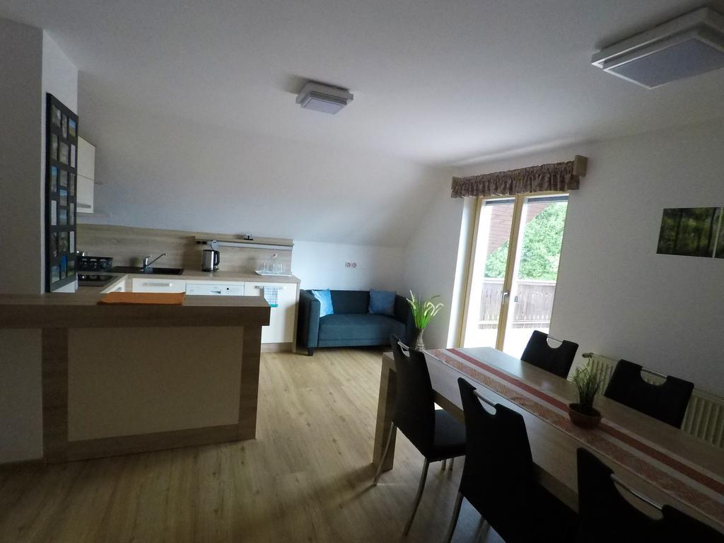 Lakeview Apartment Maja Near Bled Breznica Extérieur photo