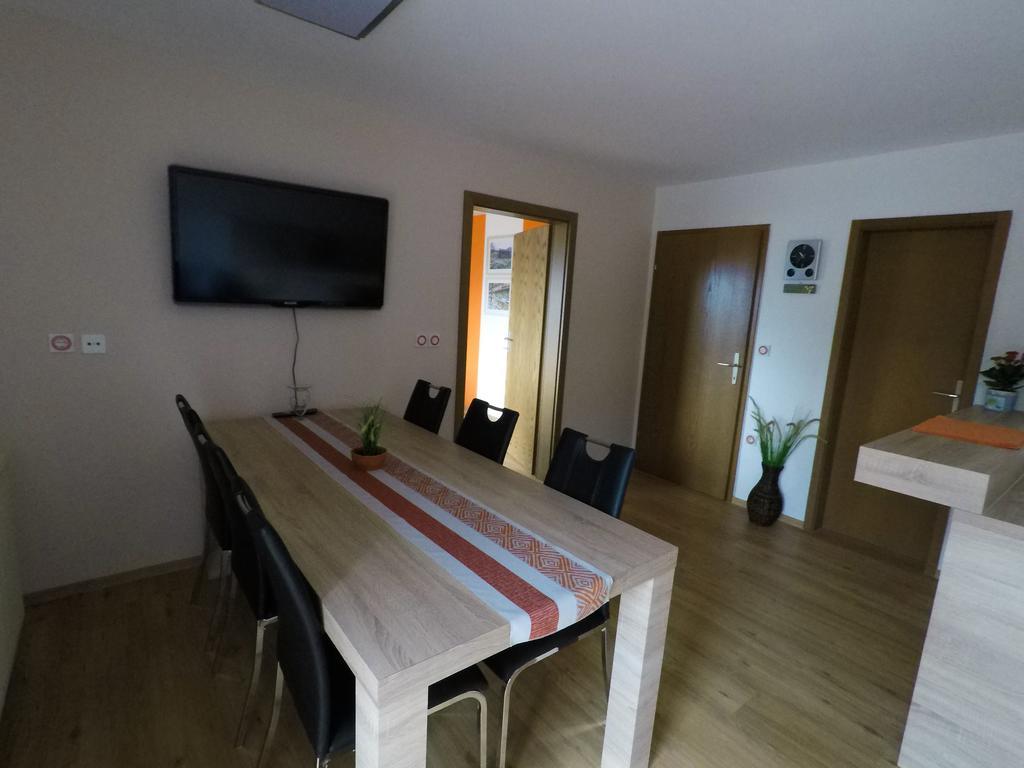 Lakeview Apartment Maja Near Bled Breznica Extérieur photo